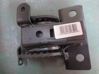 Опора двигателя левая МТ (ЦС) Оригинал 1064001143