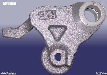 Кронштейн натяжителя ремня ГРМ (гидро) (ЦС) Оригинал MN119896