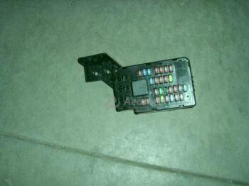 Блок предохранителей (без реле) (до 04.2011) (ЦС) Оригинал 1067001121