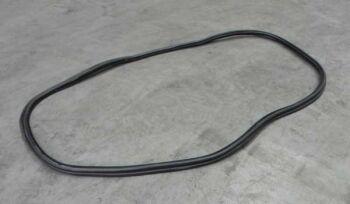 Уплотнитель крышки багажника (ЦС) Оригинал A21-5402131