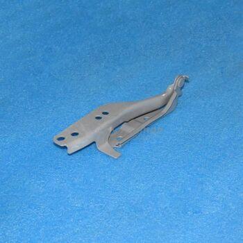 Петля капота левая (ЦС) Оригинал A13-8402030-DY