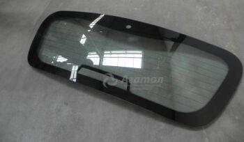 Стекло заднее (с отверстием) (ЦС) Оригинал S18D-5206020