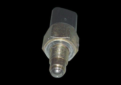 Датчик заднего хода чери тигго 1. 8. Датчик заднего хода tiggo. Датчик заднего хода чери тигго фл 1. Chery qr523-3729500.